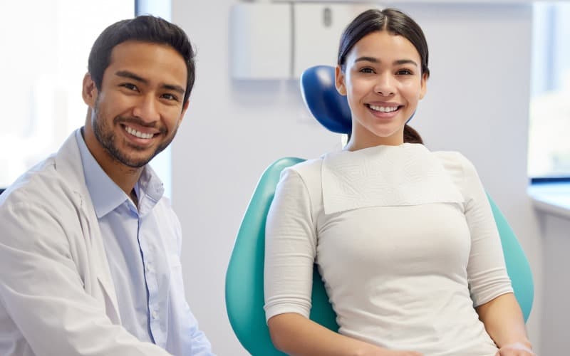 Чистка зубов со скидкой 50%