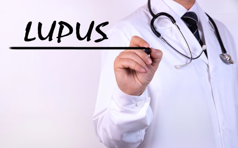 Кожная красная волчанка - от патогенеза к таргетной терапии (Nature Reviews Rheumatology, ноябрь 2025)