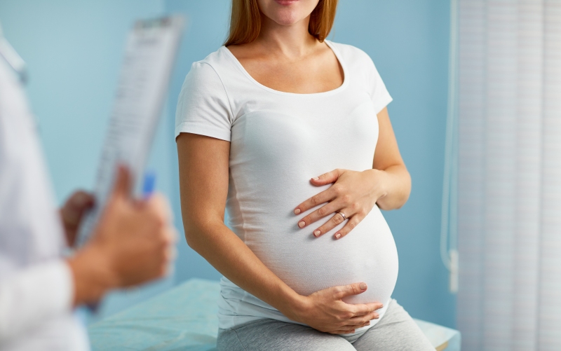 Недостаточный рост плода, требующий предоставления медицинской помощи матери (задержка роста плода)