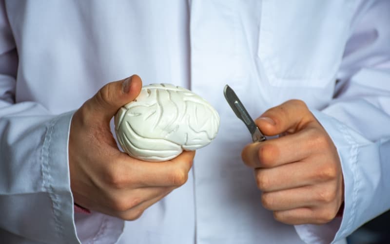 Эндоваскулярное лечение изолированного инсульта по причине окклюзии задней мозговой артерии с общей анестезией и без нее (Journal of NeuroInterventional Surgery, июнь 2024)