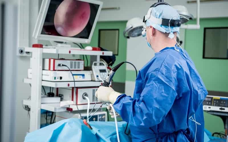 Cедация и анестезия при эндоскопии желудочно-кишечного тракта в 2025 году: как, кто и почему (Gastrointestinal Endoscopy, сентябрь 2025)