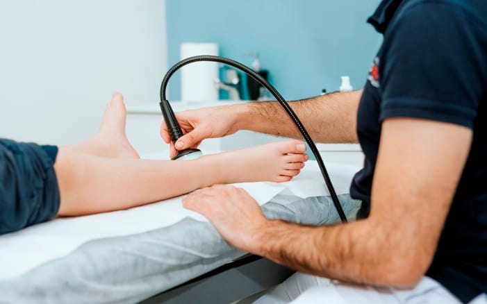 Прикроватное УЗИ при инфекциях кожи и мягких тканей (Journal of Hospital Medicine, июль 2024)