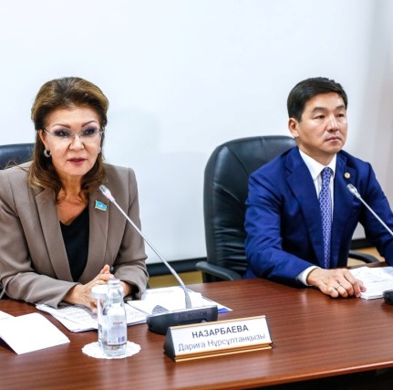 15 октября 2018 года в Клинике прошла встреча с Даригой Назарбаевой и акимом города Алматы Бауржаном Байбеком