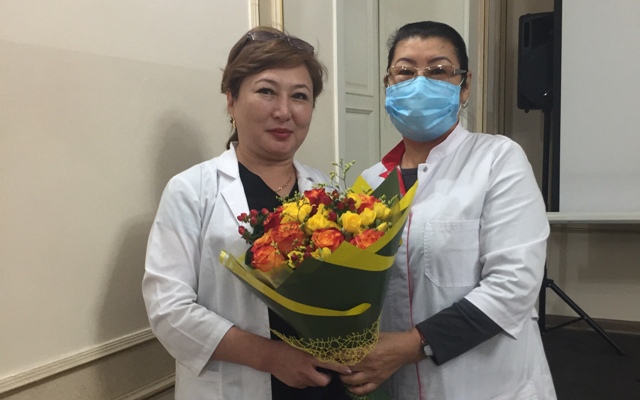 Награждение врачей, посвященное Дню Первого Президента Республики Казахстан
