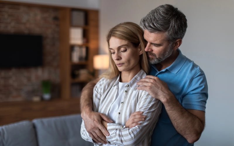  Климакс. Отсрочить "мужскую осень" помогут йога, приседания и любовные игры